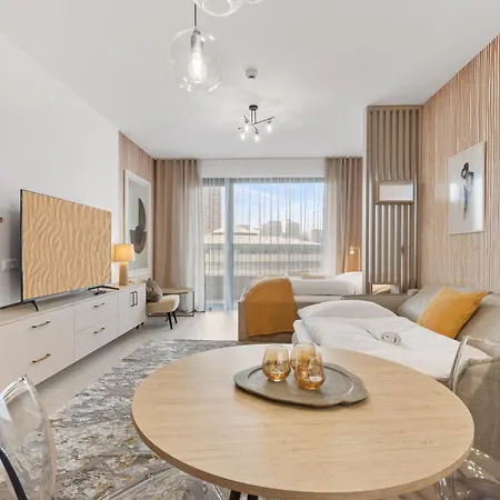 Apartment Lam Sophisticated - Ac - Balcony